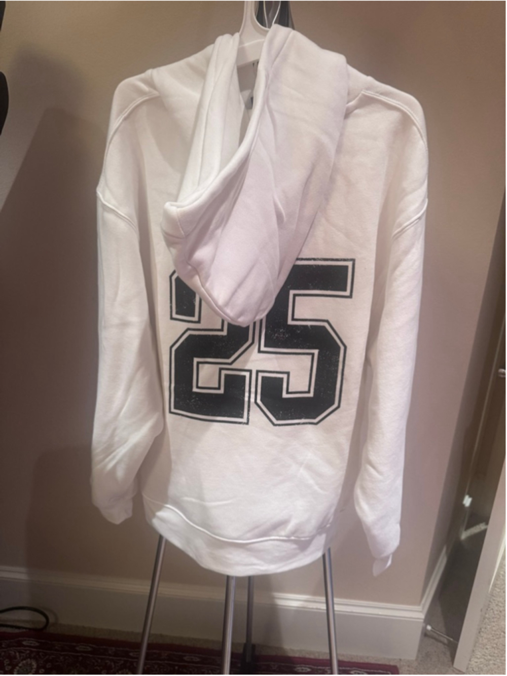 Wild Fable Cream Graphic Hoodie Sweatshirt Size Small - Picture 3 of 5